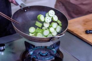 优秀的人不用吃瓜,成就非凡人生